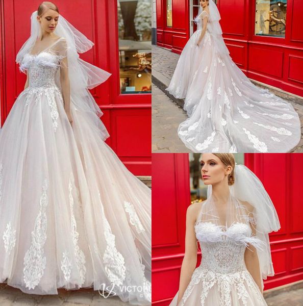 victoria soprano ball gown wedding dress off shoulder lace bridal gowns with feathers castle princess backless beach wedding dress custom, White
victoria soprano ball gown wedding dress off shoulder lace bridal gowns with feathers castle princess backless beach wedding dress custom, White