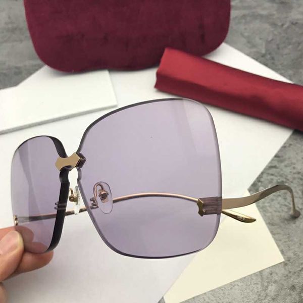 new 0352 fashion lens high men quality thickness 5.0 women sunglasses designer protection uv400 with original box 0352s, White;black
new 0352 fashion lens high men quality thickness 5.0 women sunglasses designer protection uv400 with original box 0352s, White;black