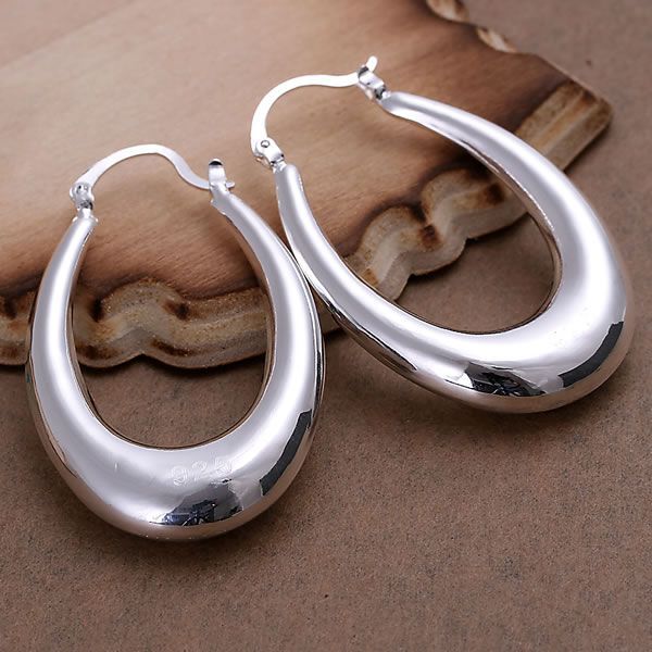 925 jewelry silver plated wholesale earrings for women hollow u earrings e115 /aexaiwea aewaiwda, Golden;silver
925 jewelry silver plated wholesale earrings for women hollow u earrings e115 /aexaiwea aewaiwda, Golden;silver