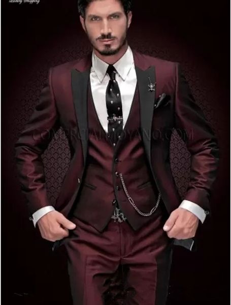 New Brand Groom Tuxedo Suit 2018 Custom Made Wine Red Men Suits Terno Slim Fit Peaked Lapel Groomsmen Men Wedding Prom Suits
New Brand Groom Tuxedo Suit 2018 Custom Made Wine Red Men Suits Terno Slim Fit Peaked Lapel Groomsmen Men Wedding Prom Suits
