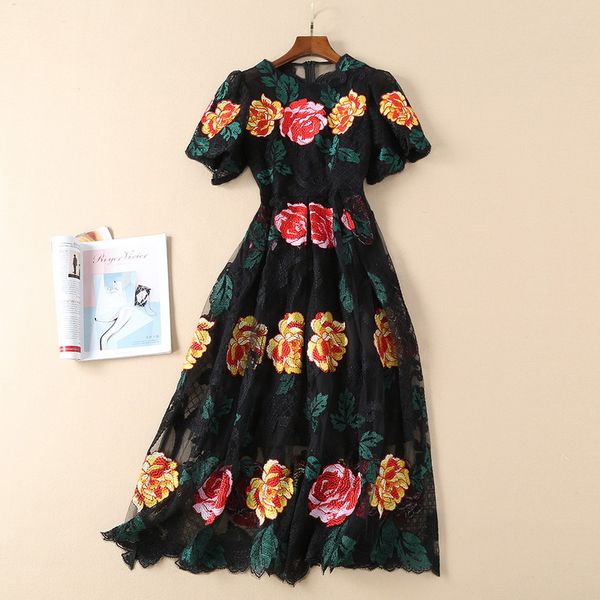 european and american women's 2018 winter clothing new with short sleeves heavy flower embroidery fashion dress, Black;gray
european and american women's 2018 winter clothing new with short sleeves heavy flower embroidery fashion dress, Black;gray