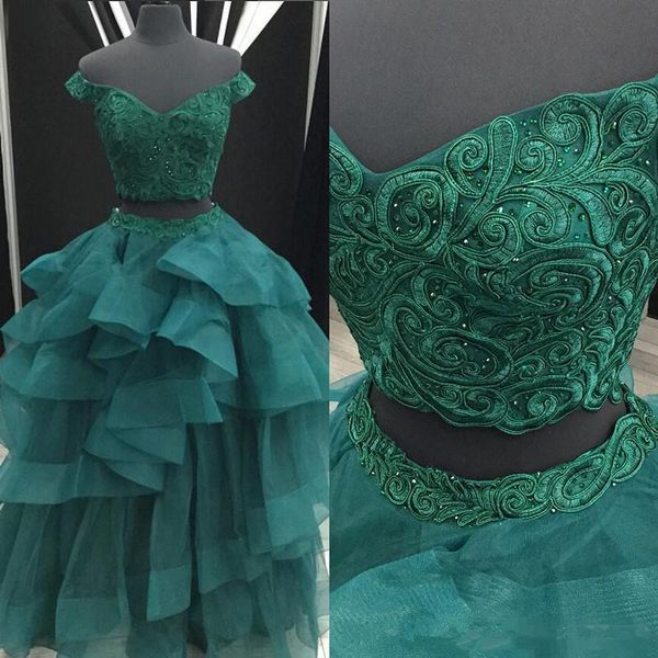 Princess Two Piece Off Shoulder Long Prom Dresses 2018 Dark Green Ruffle Tiered Sweet 16 Quinceanera Dresses Plus Size Formal Evening Gowns
Princess Two Piece Off Shoulder Long Prom Dresses 2018 Dark Green Ruffle Tiered Sweet 16 Quinceanera Dresses Plus Size Formal Evening Gowns