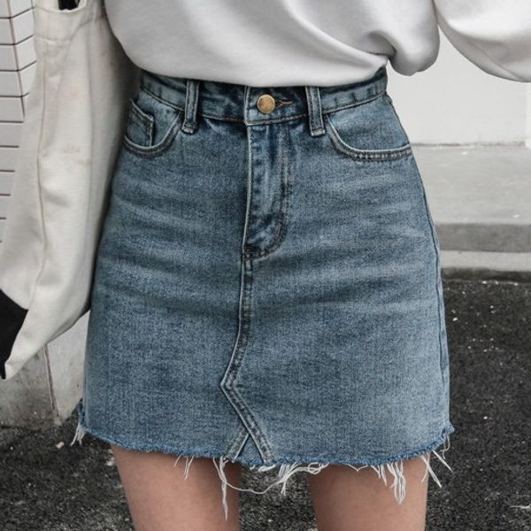 women high waist washed denim skirt distressed details wrapover mini single breasted a-line jean skirt, Black
women high waist washed denim skirt distressed details wrapover mini single breasted a-line jean skirt, Black