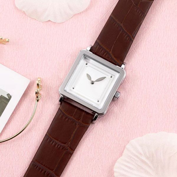 new classic brand women luxury wristwatches square dial casual quartz watches leather strap watch for ladies girl female relojes mujer, Slivery;brown
new classic brand women luxury wristwatches square dial casual quartz watches leather strap watch for ladies girl female relojes mujer, Slivery;brown