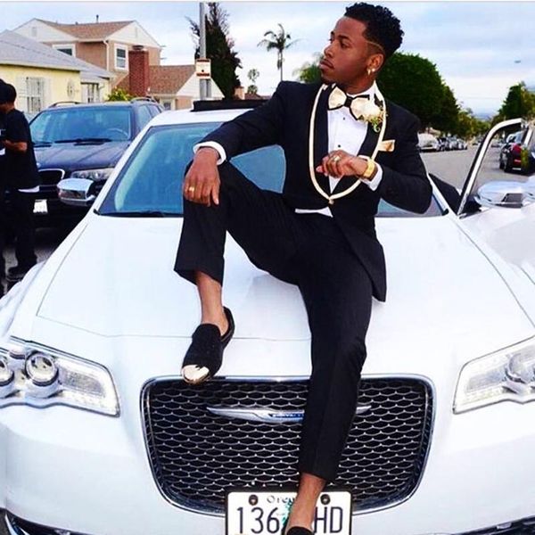 custom made black groom tuxedos men suits wedding yellow shawl lapel latest designs man blazers slim fit jacket pants 2 pieces, Black;gray
custom made black groom tuxedos men suits wedding yellow shawl lapel latest designs man blazers slim fit jacket pants 2 pieces, Black;gray