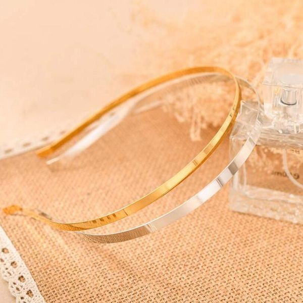 10pcs/lot gold silver tone stainless steel headband 5mm width blank hair bands hairwear accessories for diy women jewelry make, Golden;white
10pcs/lot gold silver tone stainless steel headband 5mm width blank hair bands hairwear accessories for diy women jewelry make, Golden;white