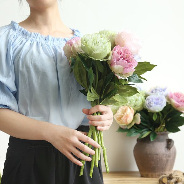 artificial flowers peony branch silk peony flowers bridal bouquet fall vivid fake flowers for wedding home decoration
artificial flowers peony branch silk peony flowers bridal bouquet fall vivid fake flowers for wedding home decoration