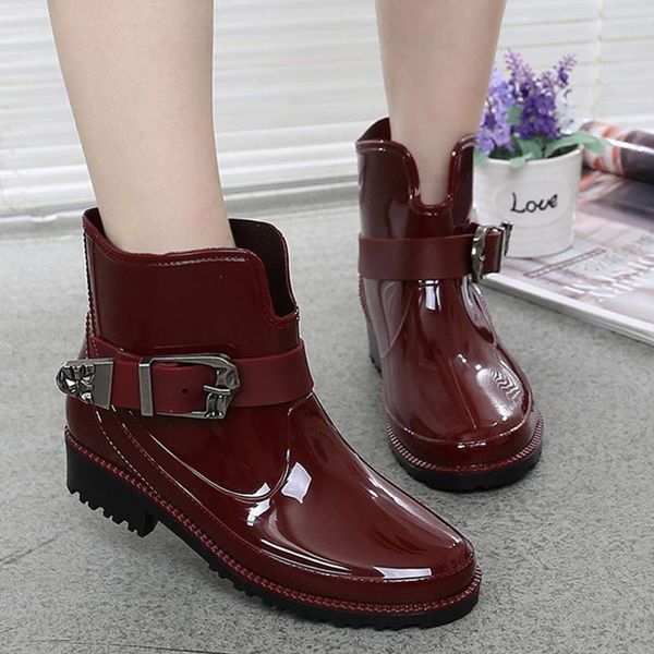 female patent leather buckle strap waterproof autumn 2018 ankle rain boots women slip on platform shoes ladies fashion low heels, Black;red 
female patent leather buckle strap waterproof autumn 2018 ankle rain boots women slip on platform shoes ladies fashion low heels, Black;red