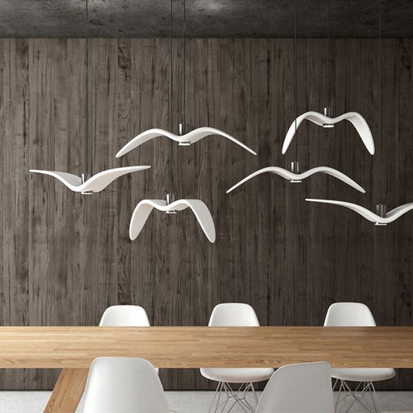 nordic resin seagull lamp pendant light sky om bird silhouette lamp white/black color
nordic resin seagull lamp pendant light sky om bird silhouette lamp white/black color