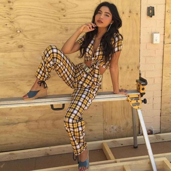 Casual Gia Yellow Striped Women Two Piece Set Crop Tops And Long Pants Women Summer Sets Plaid Suit Woman Tracksuit Sweatpants
Casual Gia Yellow Striped Women Two Piece Set Crop Tops And Long Pants Women Summer Sets Plaid Suit Woman Tracksuit Sweatpants