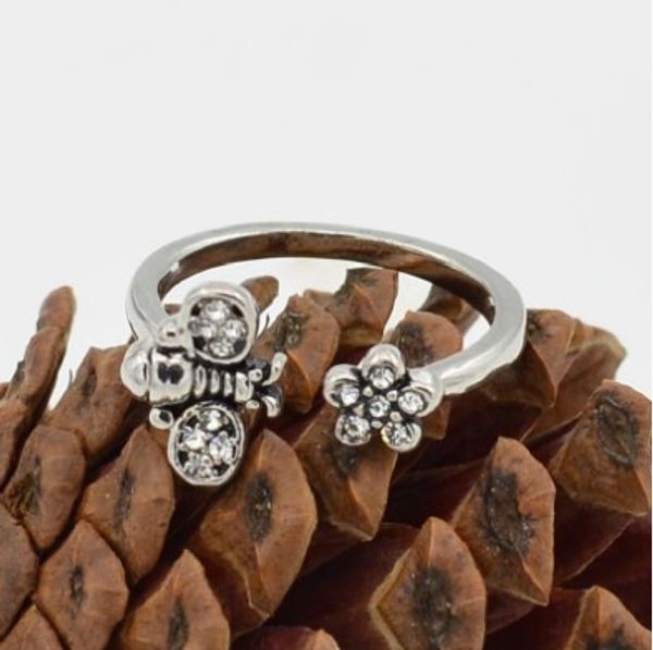 cute bee flower rings jewelry open rings for girls/ladies antique silver open rings great gift idea
cute bee flower rings jewelry open rings for girls/ladies antique silver open rings great gift idea