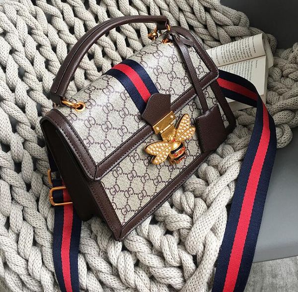 2018 new Fashion classic popular brand small bee handbag Woman's purse and shoulder bag 01
2018 new Fashion classic popular brand small bee handbag Woman's purse and shoulder bag 01