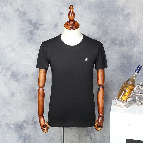 2018 fa hion men bee embroidery ummer men t hirt brand cotton hort leeve tee hirt homme cami eta hombre ize m 3xl
2018 fa hion men bee embroidery ummer men t hirt brand cotton hort leeve tee hirt homme cami eta hombre ize m 3xl