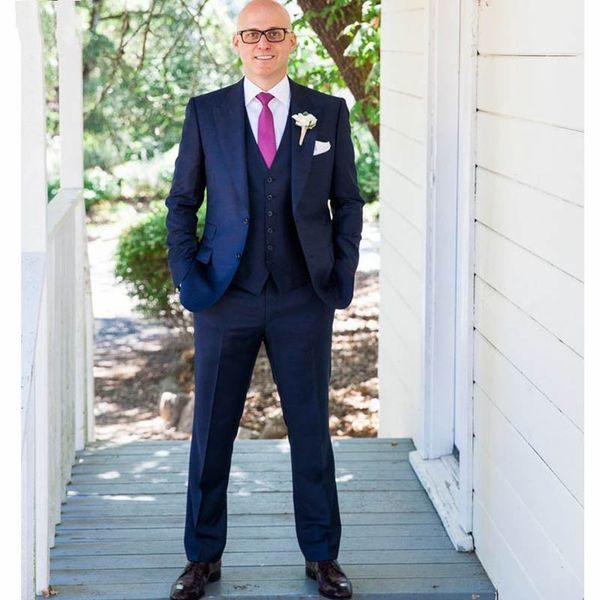 new design blue groom tuxedos man wedding suit peak lapel two button men business dinner prom blazer(jacket+pants+tie+vest) 336, Black;gray
new design blue groom tuxedos man wedding suit peak lapel two button men business dinner prom blazer(jacket+pants+tie+vest) 336, Black;gray