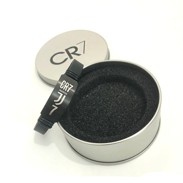 2019 New Ronaldo Bracelet Fashion Titanium Steel Football Club Bracelet Sports Silicone Wristband Fans Gift Souvenir
2019 New Ronaldo Bracelet Fashion Titanium Steel Football Club Bracelet Sports Silicone Wristband Fans Gift Souvenir