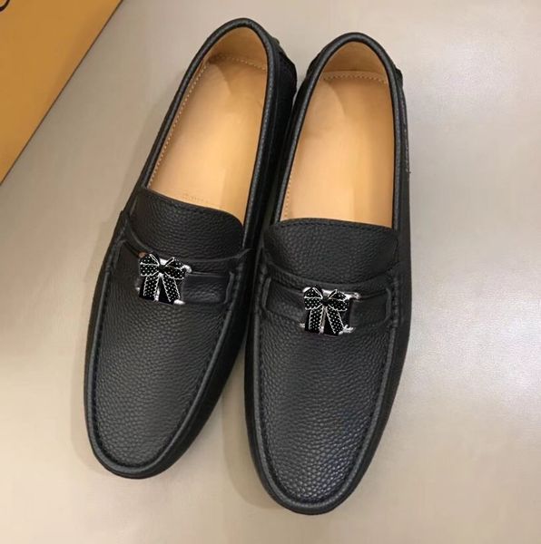 mens designer loafers luxury men's peas shoe leather shoes fashion casual feet shoe men's non-slip driving shoe designer shoes 38, Black
mens designer loafers luxury men's peas shoe leather shoes fashion casual feet shoe men's non-slip driving shoe designer shoes 38, Black