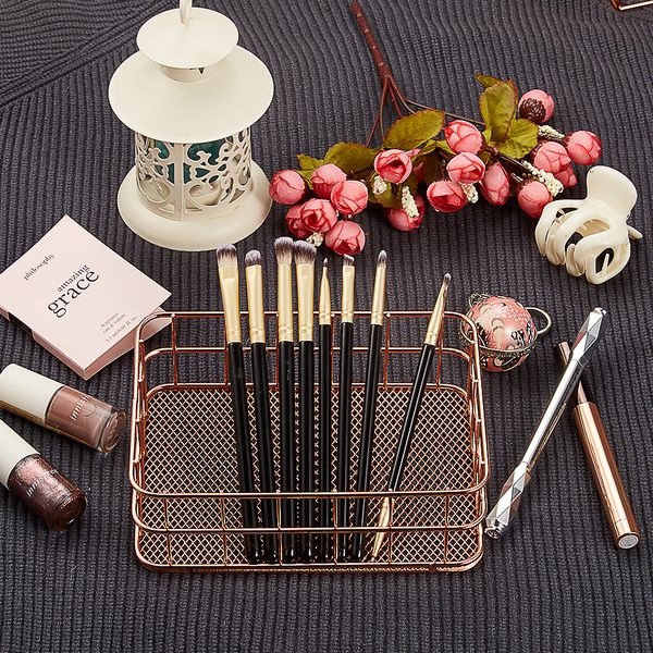 professional eye makeup brushes set of 8 eyeshadow blending eyeliner eyebrow smokey smudger platinum eyeshadow base brush flat smudger brush
professional eye makeup brushes set of 8 eyeshadow blending eyeliner eyebrow smokey smudger platinum eyeshadow base brush flat smudger brush