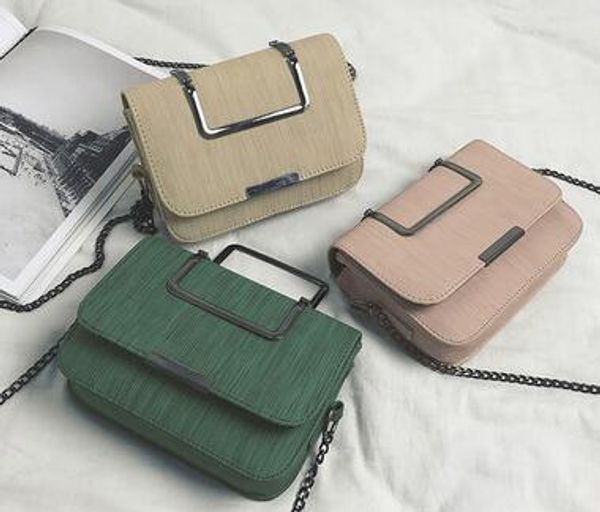 Последний металлический портативный мини-мессенджер маленькая сумка корейский все Матч флип цепи сумка Bao
Последний металлический портативный мини-мессенджер маленькая сумка корейский все Матч флип цепи сумка Bao