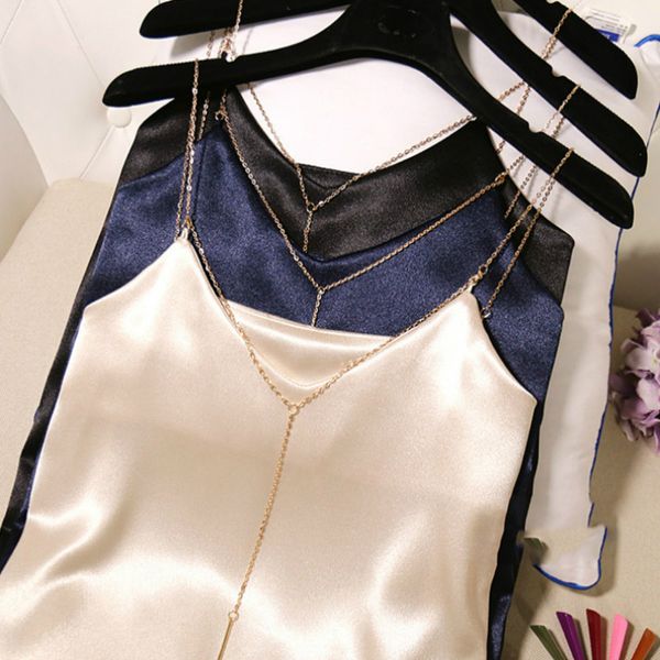 v-neck satin camisole low cut grosgrain metal chain straps silk vest short crop beach club party tank summer, Black;white
v-neck satin camisole low cut grosgrain metal chain straps silk vest short crop beach club party tank summer, Black;white
