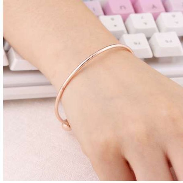 ns84 simple cuff bracelet gold-color bangle bracelet for women silver color metal bracelet fashion jewelry wholesale, Golden;silver
ns84 simple cuff bracelet gold-color bangle bracelet for women silver color metal bracelet fashion jewelry wholesale, Golden;silver