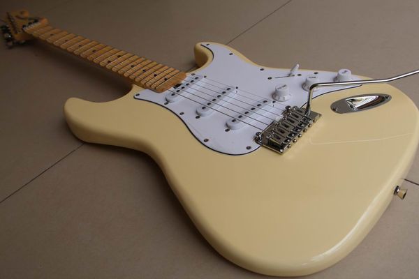 оптовая гитара ингви мальмстин зубчатый клен гриф большая голова st 6 строка электрическая гитара с тремоло в cream120510
оптовая гитара ингви мальмстин зубчатый клен гриф большая голова st 6 строка электрическая гитара с тремоло в cream120510