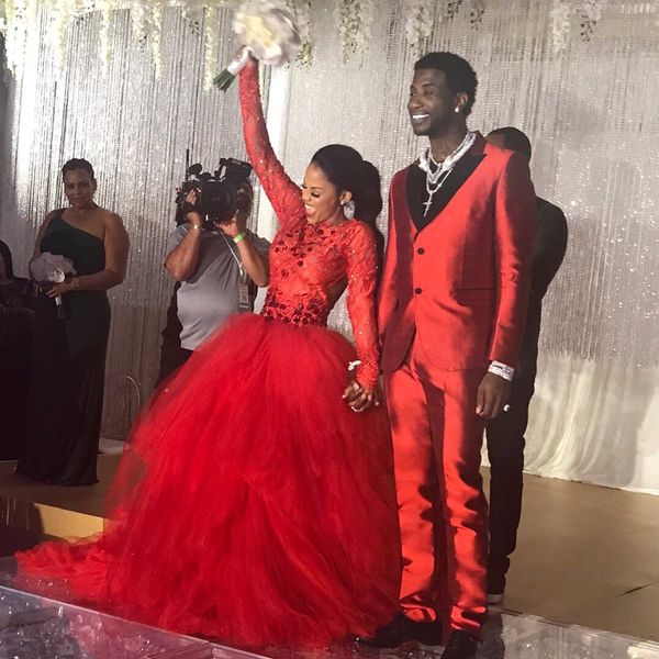 evening dress yousef aljasmi kim kardashian long derss o-neck beaded ball gown lss almoda gianninaazar zuhlair murad, Black;pink
evening dress yousef aljasmi kim kardashian long derss o-neck beaded ball gown lss almoda gianninaazar zuhlair murad, Black;pink
