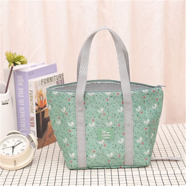 4 colors foldable portable lunch bag large capacity small size picnic beach bag school use insulation cooler warmer
4 colors foldable portable lunch bag large capacity small size picnic beach bag school use insulation cooler warmer