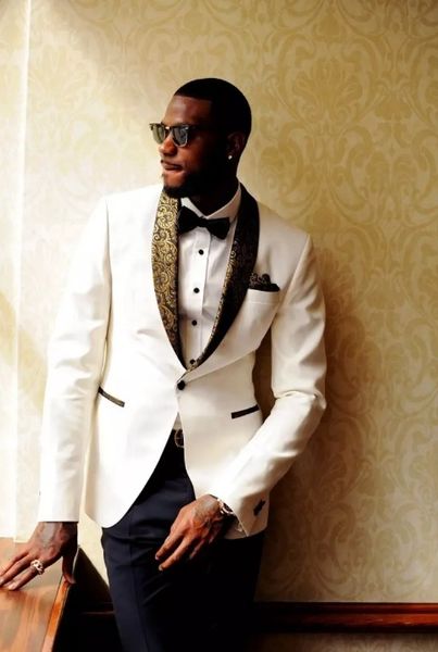 new white handsome men wedding suits slim fit bridegroom custom order just for only the jacket and hankercheif, Black;gray
new white handsome men wedding suits slim fit bridegroom custom order just for only the jacket and hankercheif, Black;gray