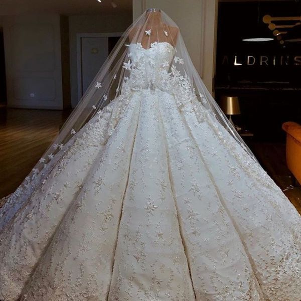 dubai lace ball gown wedding dress with veil strapless sweetheart appliques lace-up bridal dresses 2018 glamorous saudi arabia wedding gowns, White
dubai lace ball gown wedding dress with veil strapless sweetheart appliques lace-up bridal dresses 2018 glamorous saudi arabia wedding gowns, White
