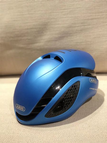 2018 New Popular Fashion Brand ABUSES Logo movistar GAMECHANGER blue mtb road cycling bicycle Ultralight helmet with OEM Brand Color
2018 New Popular Fashion Brand ABUSES Logo movistar GAMECHANGER blue mtb road cycling bicycle Ultralight helmet with OEM Brand Color