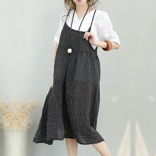 2018 new women sleeveless striped casual loose dresses fashion spaghetti strap dress summer vestidos oversized, White;black
2018 new women sleeveless striped casual loose dresses fashion spaghetti strap dress summer vestidos oversized, White;black
