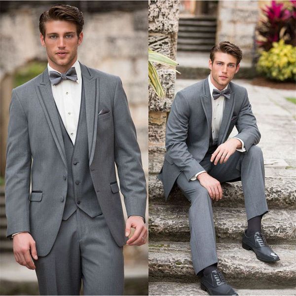 three pieces men weding suits grey custom made male clothes business suit groomsmen costume slim fit casual design prom wear groom tuxedos, Black;gray
three pieces men weding suits grey custom made male clothes business suit groomsmen costume slim fit casual design prom wear groom tuxedos, Black;gray