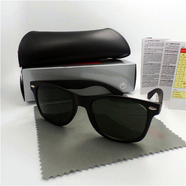 1pcs designer fashion men sunglasses uv protection outdoor sport vintage women glasses retro eyewear with box and cases 214, White;black
1pcs designer fashion men sunglasses uv protection outdoor sport vintage women glasses retro eyewear with box and cases 214, White;black