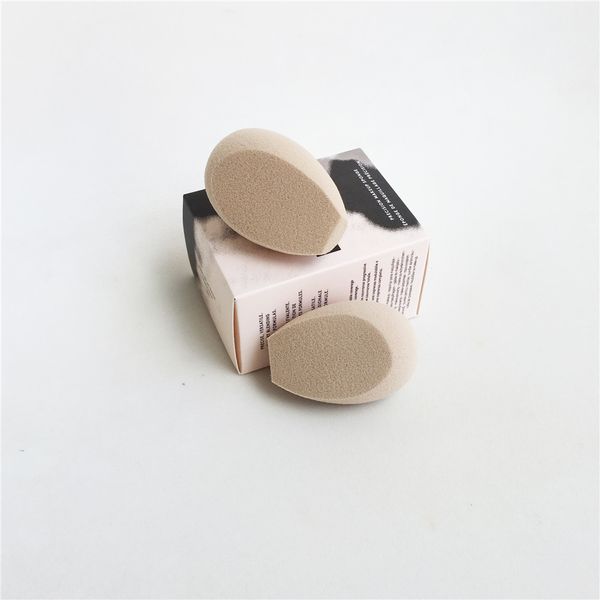 the precision makeup sponge 100 - ultra-soft three-sided latex-beauty cosmetics blending tool for liquid foundation cream powder
the precision makeup sponge 100 - ultra-soft three-sided latex-beauty cosmetics blending tool for liquid foundation cream powder