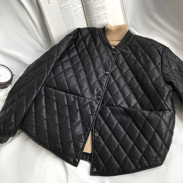 2017 winter woman black thick loose pu hooded jackets coats long sleeve fashion plaid bat sleeved leather coats cotton filling, Black;brown
2017 winter woman black thick loose pu hooded jackets coats long sleeve fashion plaid bat sleeved leather coats cotton filling, Black;brown