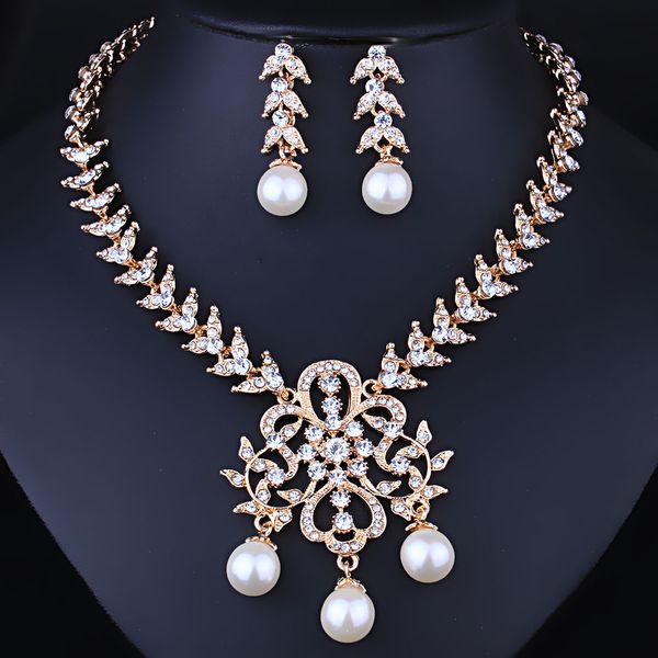 farlena simulated pearl necklace earrings set for women wedding party accessory fashion crystal rhinestone bridal jewelry sets, Slivery;golden
farlena simulated pearl necklace earrings set for women wedding party accessory fashion crystal rhinestone bridal jewelry sets, Slivery;golden
