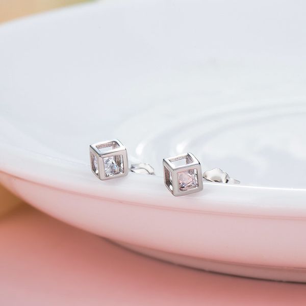 sa silverage real 925 sterling silver square серег для женщин изящных ювелирных изделий классический rhinestone серебряные серьги set55, Golden;silver
sa silverage real 925 sterling silver square серег для женщин изящных ювелирных изделий классический rhinestone серебряные серьги set55, Golden;silver