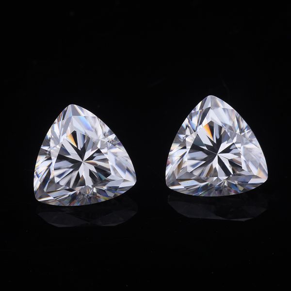 2pcs) one pair of ef color 6*6mm trillions cut moissanites stones gems beads diamond for jewelry making, Black
2pcs) one pair of ef color 6*6mm trillions cut moissanites stones gems beads diamond for jewelry making, Black