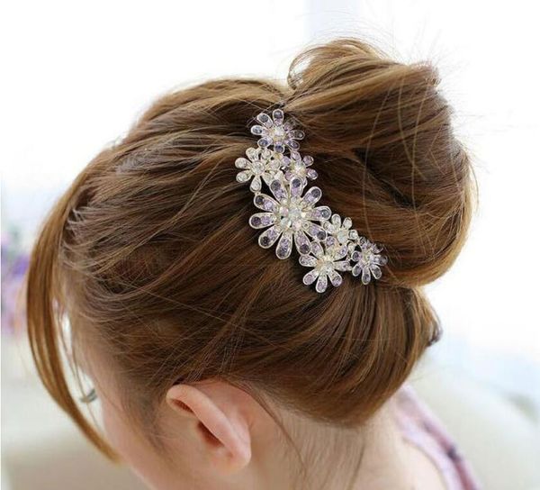 sell wedding hair headpiece hair combes with pears handmade flowers for bridal weddings prom pageant, Silver
sell wedding hair headpiece hair combes with pears handmade flowers for bridal weddings prom pageant, Silver