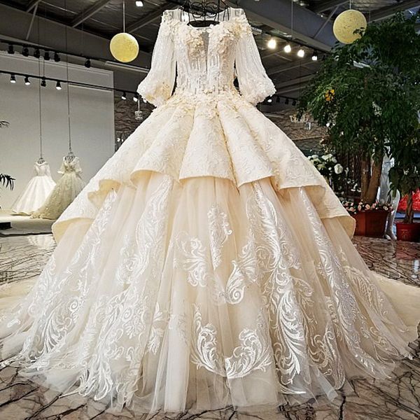 2019 tulle long sleeve lebanon wedding dresses open keyhole back overskirts illusion deep v neck 3d floral applique pattern bridal gowns, White
2019 tulle long sleeve lebanon wedding dresses open keyhole back overskirts illusion deep v neck 3d floral applique pattern bridal gowns, White