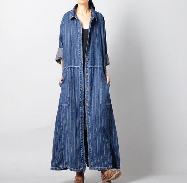 baggy, casual and fashionable denim trench coat for women's denim in large sizes for autumn and winter 2018, Tan;black
baggy, casual and fashionable denim trench coat for women's denim in large sizes for autumn and winter 2018, Tan;black