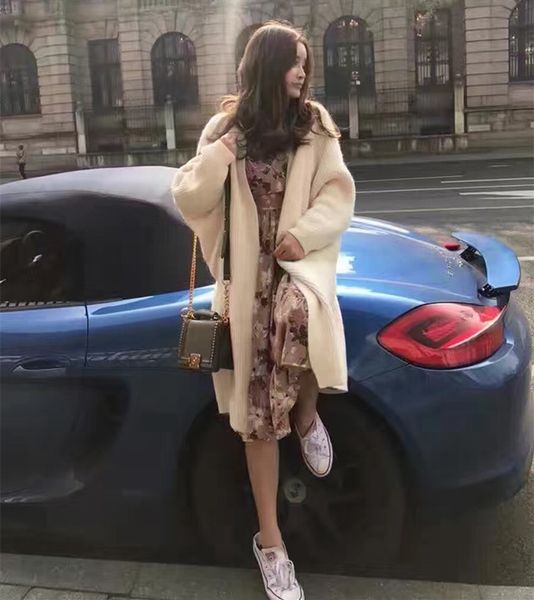 korean version of loose sleeve sleeves knitted sweater long knitted cardigan woman 2017 autumn new pocket sweater coat, White;black
korean version of loose sleeve sleeves knitted sweater long knitted cardigan woman 2017 autumn new pocket sweater coat, White;black