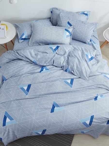 3/4pcs bed sheet set geometry pattern simple comfy soft bedding set 
3/4pcs bed sheet set geometry pattern simple comfy soft bedding set