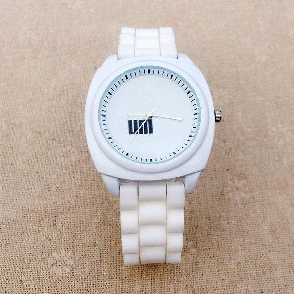 Мода стиль леопарда Марка женских мужские унисекс силиконовый ремешок кварцевые
Мода стиль леопарда Марка женских мужские унисекс силиконовый ремешок кварцевые