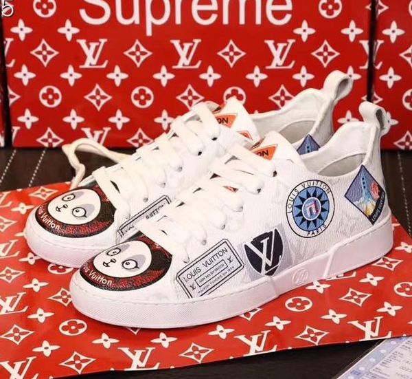 New Hot Designer Brand Personality Luxury Comfortable Women Casual Sneakers White Leather Sneaker Walking Shoes Top Quality
New Hot Designer Brand Personality Luxury Comfortable Women Casual Sneakers White Leather Sneaker Walking Shoes Top Quality