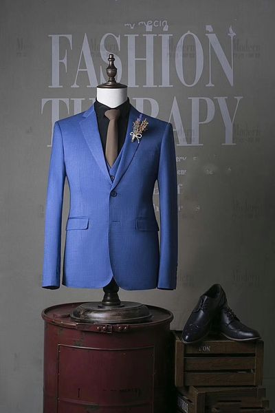 notch lapel wedding groom tuxedos men suits two buttons formal suit for wedding en black men suits with bowtie(jacket+pants+tie+vest, Black;gray
notch lapel wedding groom tuxedos men suits two buttons formal suit for wedding en black men suits with bowtie(jacket+pants+tie+vest, Black;gray
