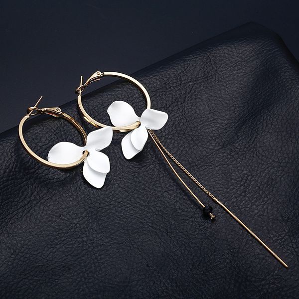new 2018 romantic colorful flowers asymmetry long chain tassel fashion gold color hoop earring women jewelry, Golden;silver
new 2018 romantic colorful flowers asymmetry long chain tassel fashion gold color hoop earring women jewelry, Golden;silver