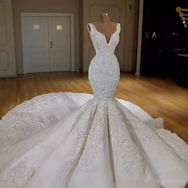gorgeous mermaid wedding dresses with deep v neck appliques lace wedding dress sleeveless chapel train custom made bridal gowns, White
gorgeous mermaid wedding dresses with deep v neck appliques lace wedding dress sleeveless chapel train custom made bridal gowns, White