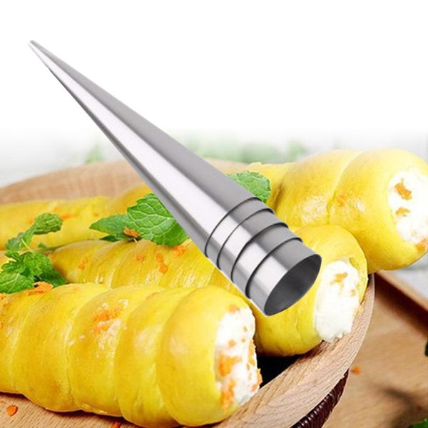 5pcs diy baking cones baking supplies stainless steel spiral baked croissants tubes horn pastry roll cake mold bakeware
5pcs diy baking cones baking supplies stainless steel spiral baked croissants tubes horn pastry roll cake mold bakeware
