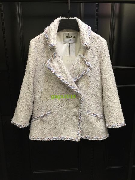High end women girl long leeve white tweed jacket v neck blou e outerwear coat loo e blazer runway women vogue jacket ta el coat, Black;brown
High end women girl long leeve white tweed jacket v neck blou e outerwear coat loo e blazer runway women vogue jacket ta el coat, Black;brown